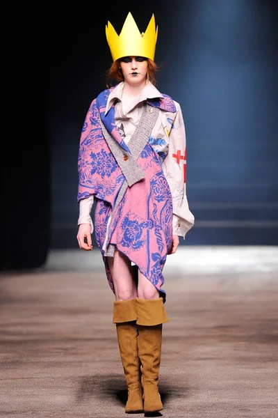 Look 33